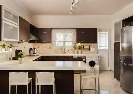 Eygenias Pool House